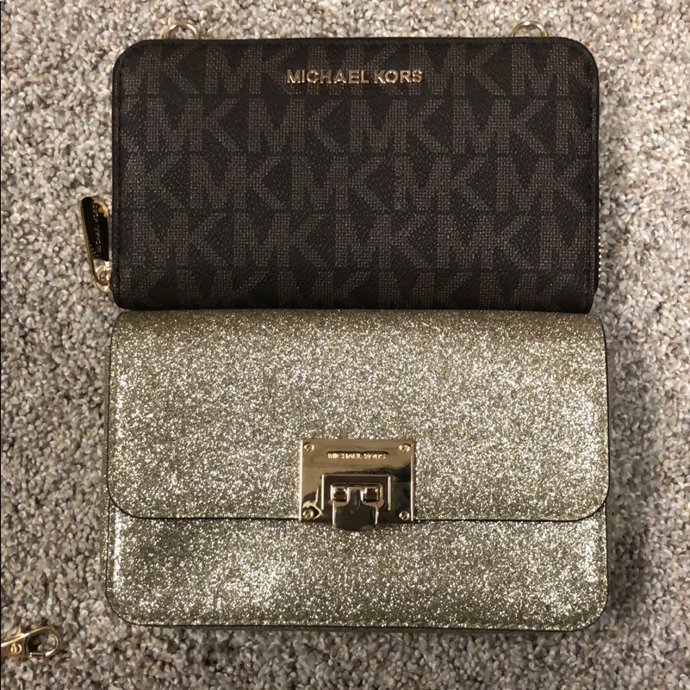 Rare Michael Kors Clutch w/ Detachable Wallet & Strap